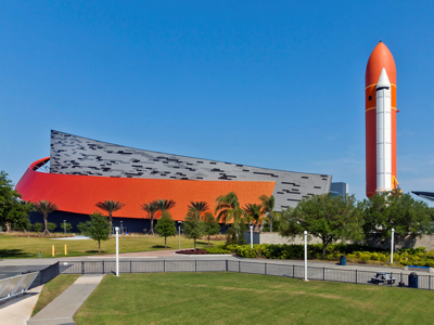 Space-Shuttle-building